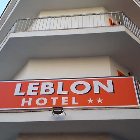 Hotel Leblon 엘아레날 외부 사진